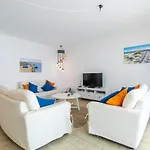 Modern Algarve With Heated Pool And Access