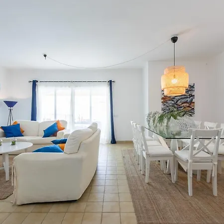 Modern Algarve With Heated Pool And Access Casa vacanze