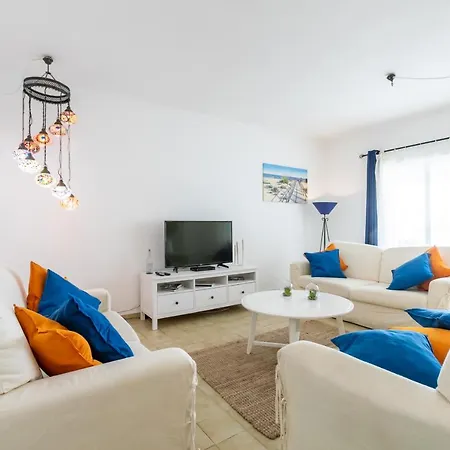 Holiday home Modern Algarve With Heated Pool And Access *