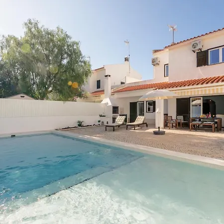 Modern Algarve With Heated Pool And Access Dom wakacyjny