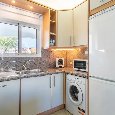 Modern Algarve With Heated Pool And Access