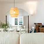 Modern Algarve With Heated Pool And Access アルチュラ