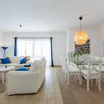 Modern Algarve With Heated Pool And Access 別荘
